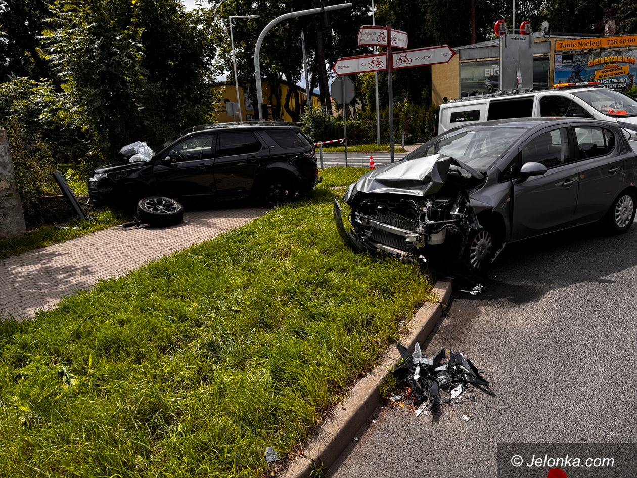 Jelenia Góra: Urwało koło na Sobieszowskiej