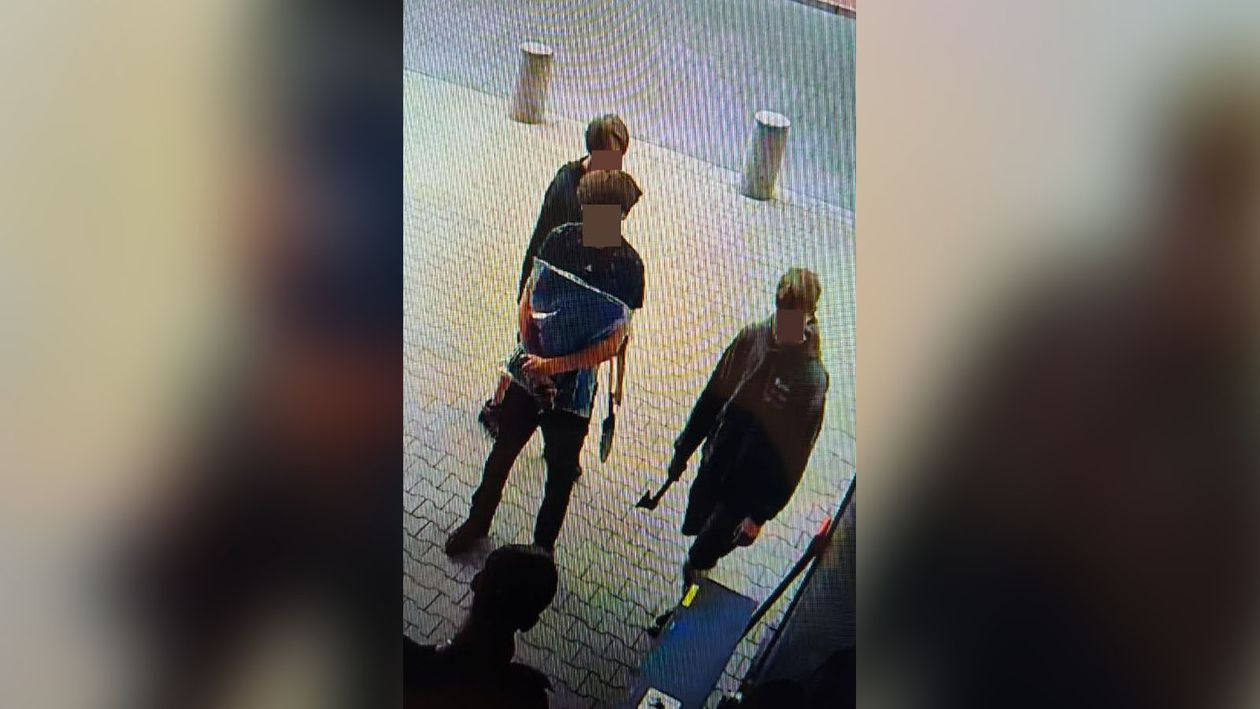 Jelenia Góra: Nie można sobie chodzić z siekierą po mieście