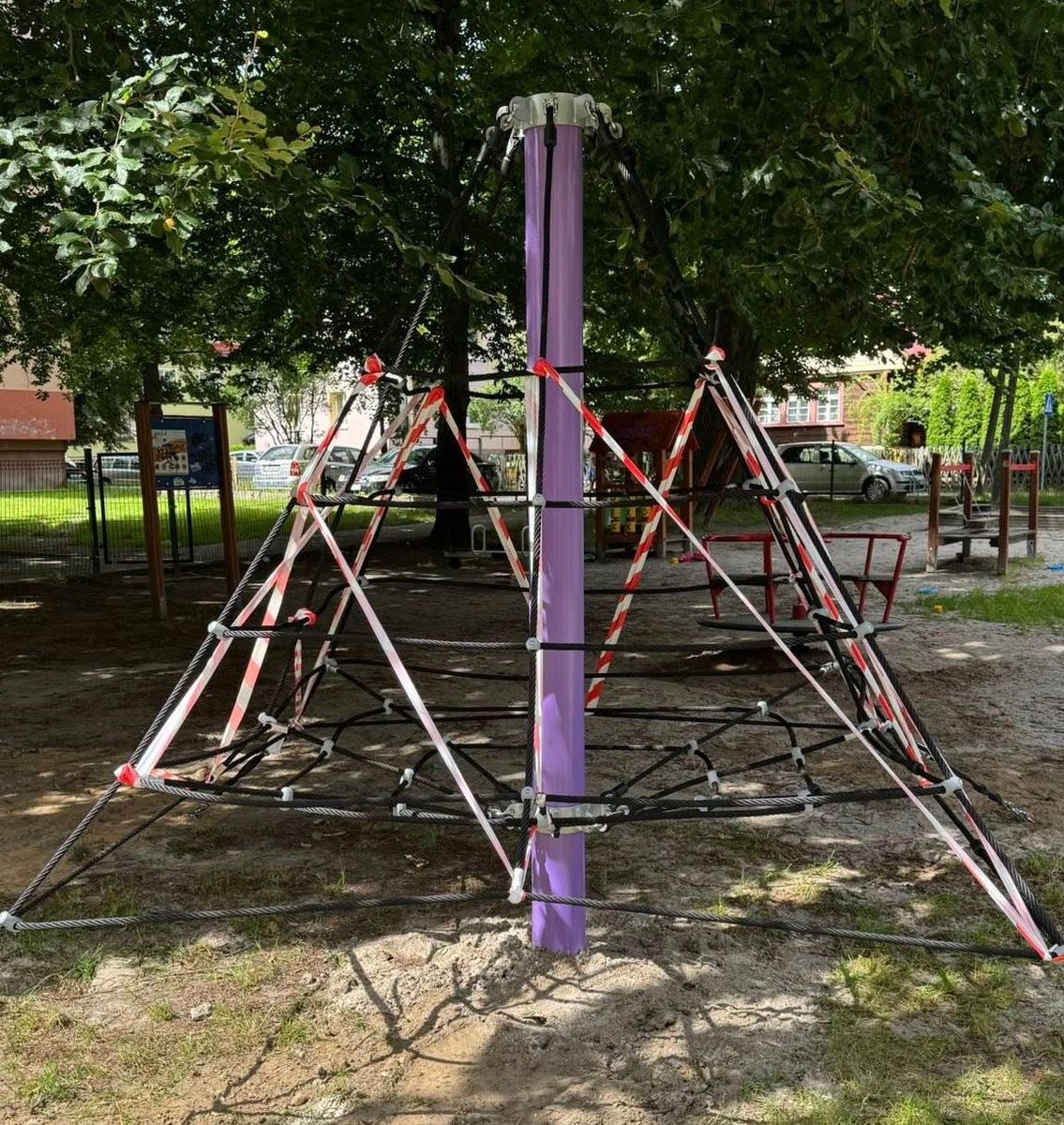 Piechowice: Radość dla dzieci – nowe place zabaw