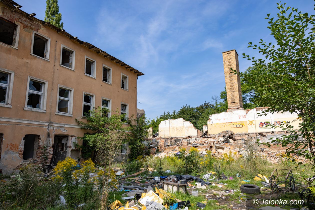 Sobieszów: Przełom w sprawie ruiny w Sobieszowie?