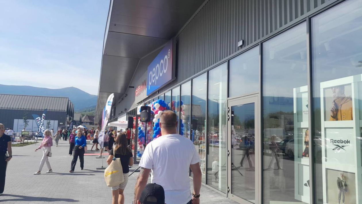Miłków: Galeria w Miłkowie otwarta