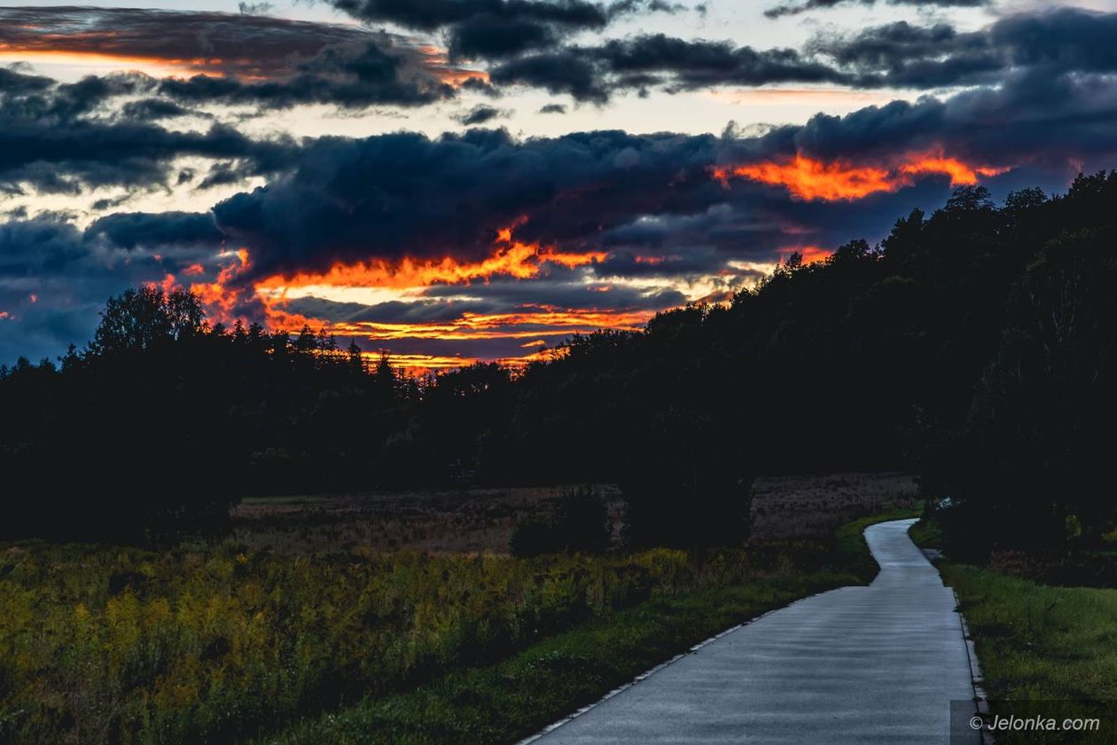 Jelenia Góra: Highway na osiedle Czarne