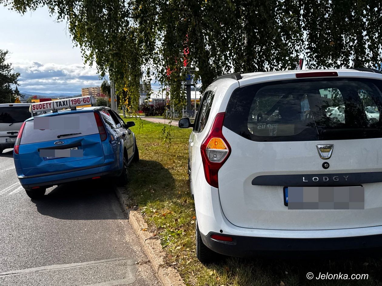 Jelenia Góra: Kolizja przy Galerii Sudeckiej