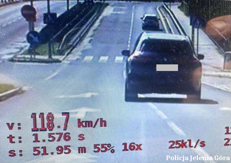 Jelenia Góra: Przekroczył prędkość w terenie zabudowanym. Stracił prawo jazdy na 3 miesiące