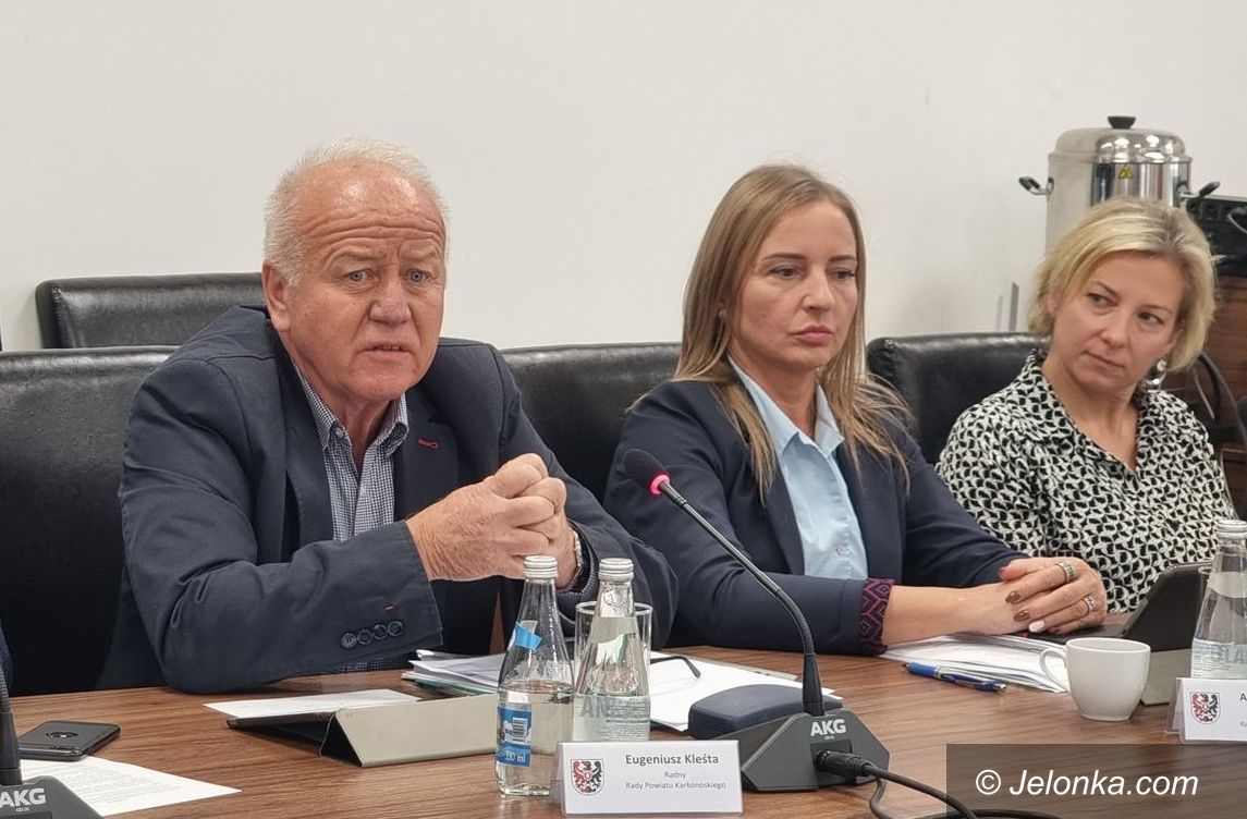 Powiat karkonoski: Rada wygasiła mandat Eugeniusza Kleśty