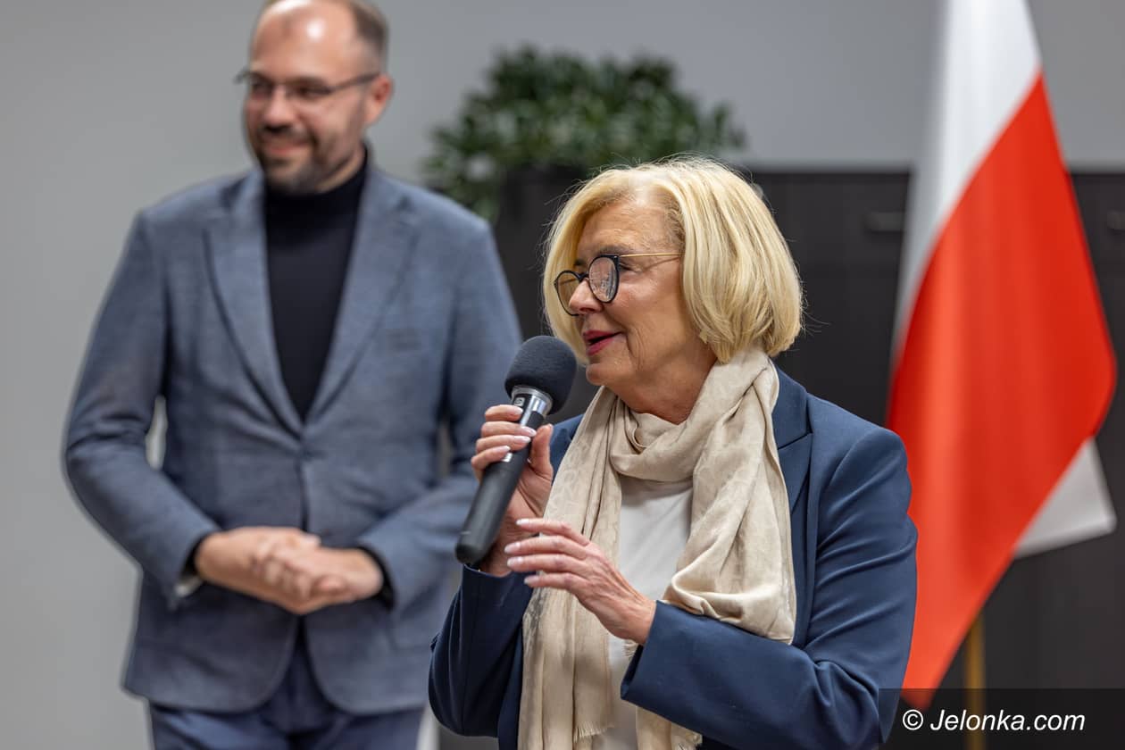 Cieplice: Rozmowa o Polsce i potrzebie nowej konstytucji w Jeleniej Górze