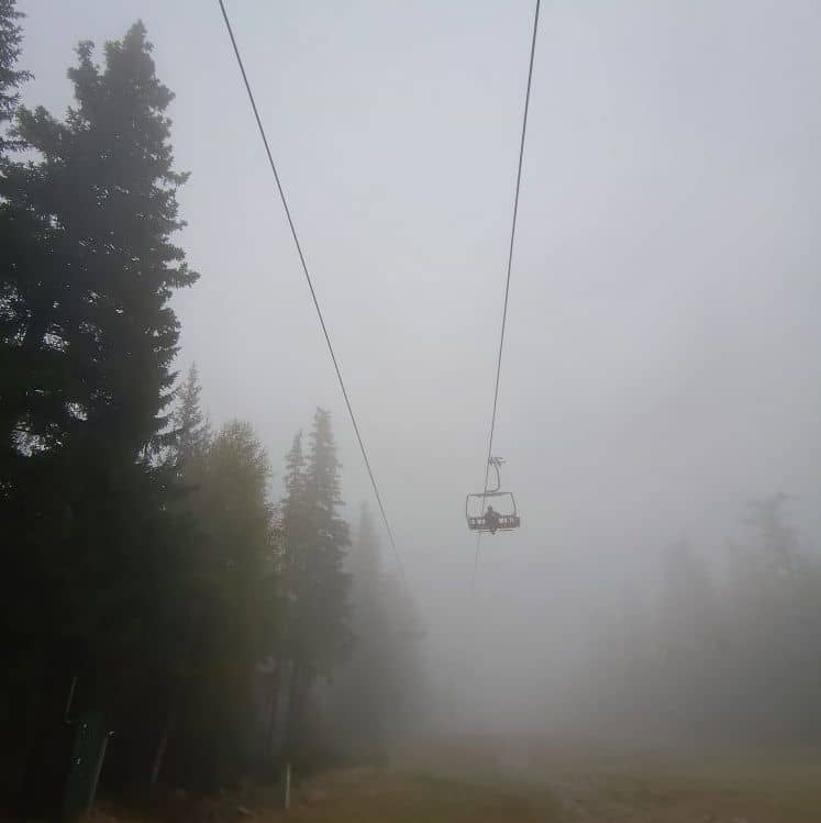 Karkonosze: Karkonosze spowite mgłą
