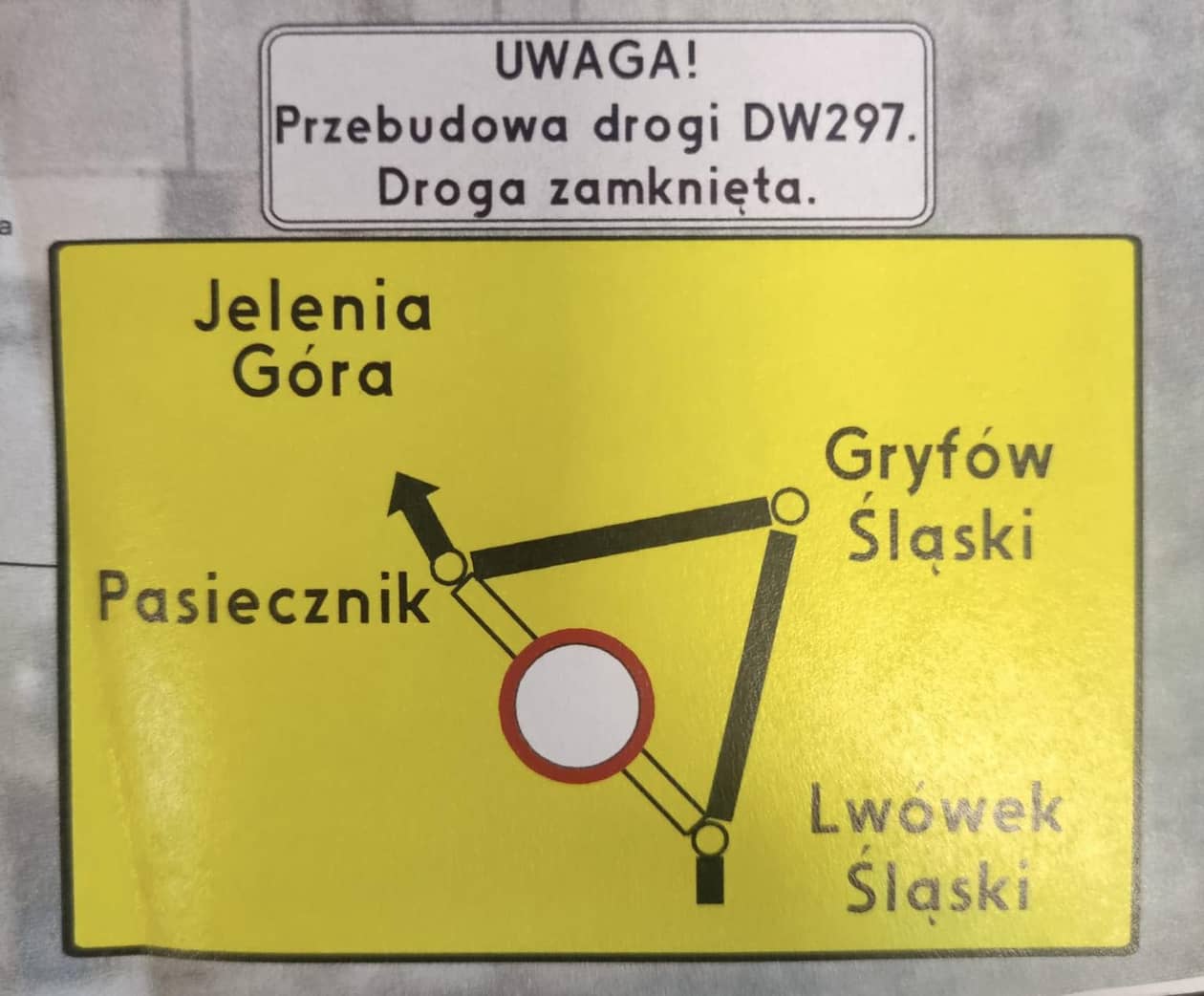 Lwówek Śląski: Objazdy utrudniają dojazd do Lwówka