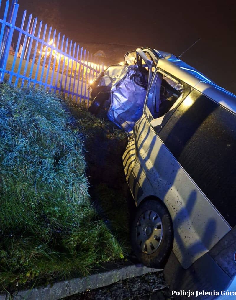 Jelenia Góra: Uciekał przed policjantami, bo miał sporo na sumieniu. Został zatrzymany, a teraz za swoje czyny odpowie przed sądem