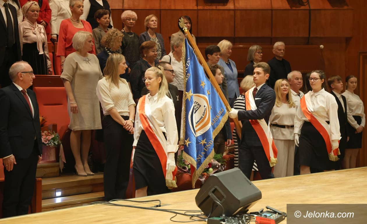 Jelenia Góra: Gala na jubileusz „Ekonoma”