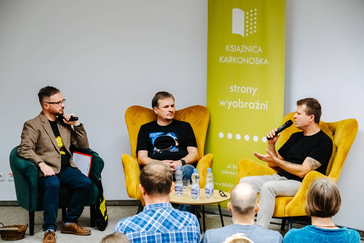 Jelenia Góra: Kryminalna feta w „Książnicy Karkonoskiej”