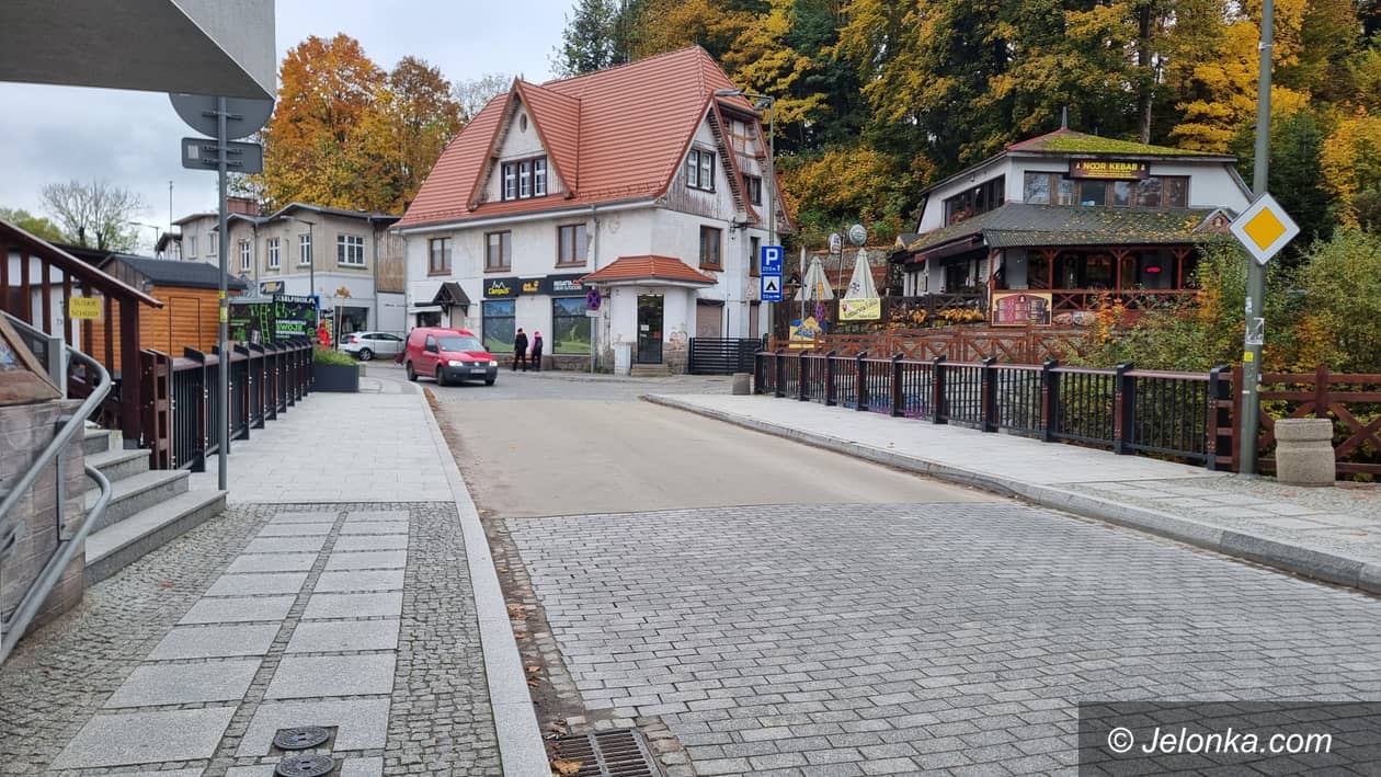Szklarska Poręba: Ulica 1 Maja zachwyca zmianami