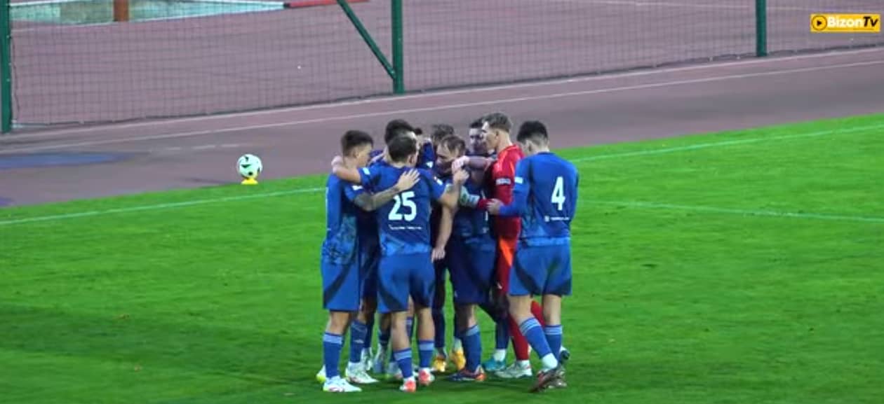 Jelenia Góra: Ostre strzelanie przy Złotniczej. Prezentujemy gole
