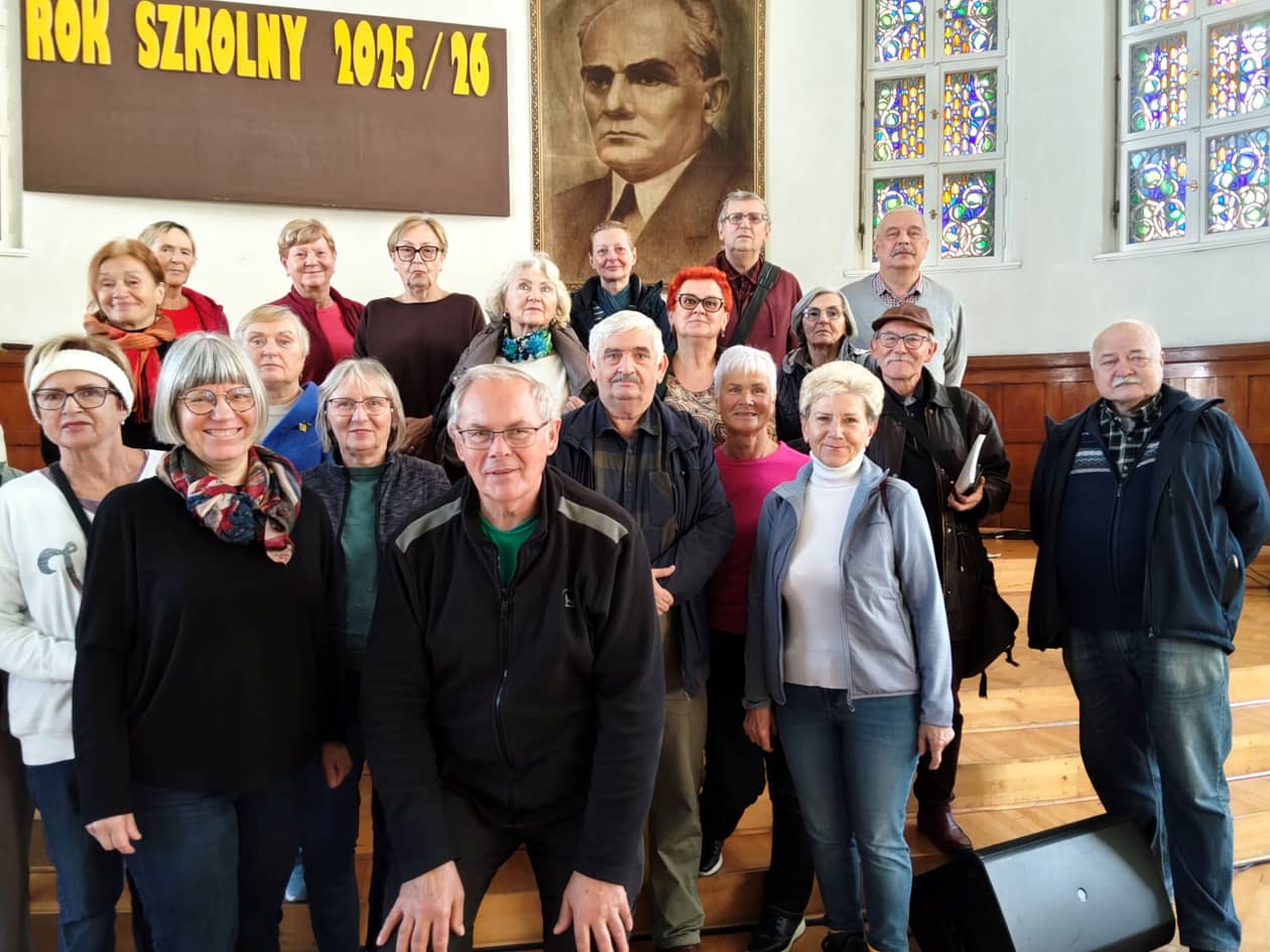 Jelenia Góra: I LO w Jeleniej Górze – spacer i historia