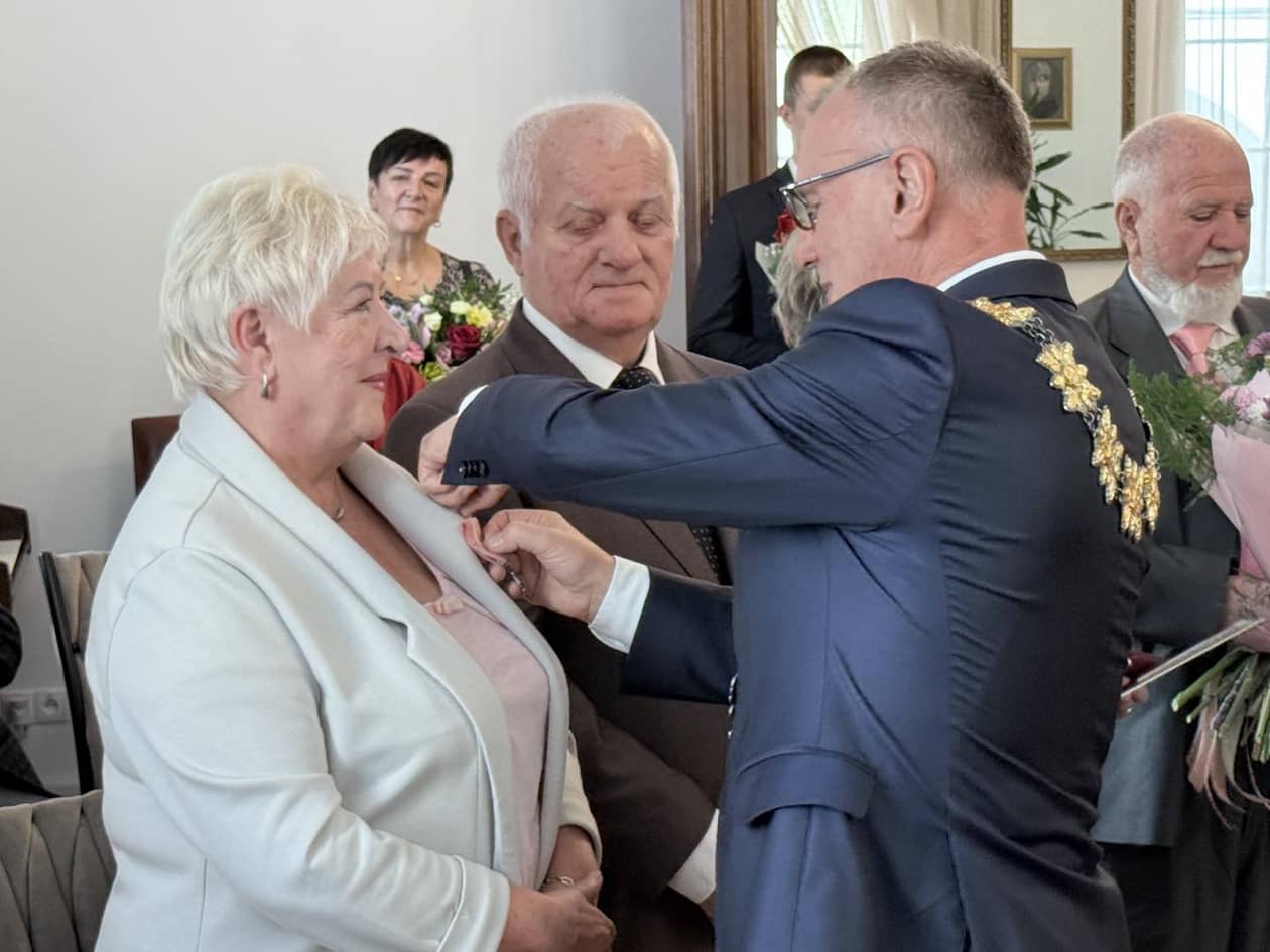 Jelenia Góra: 50 lat razem – medale dla jubilatów