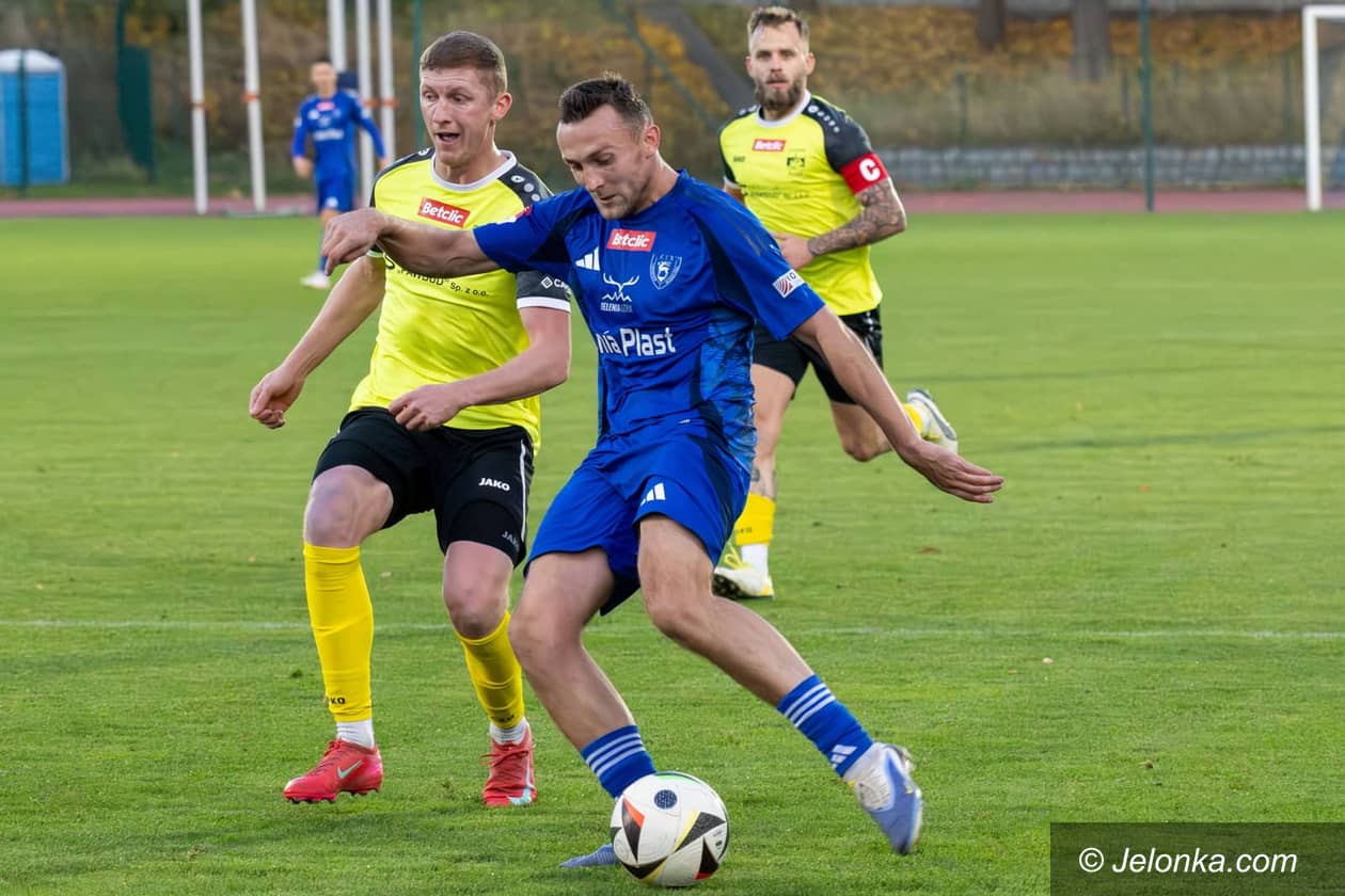 Jelenia Góra: Rozpędzone "Karki" zagrają z ekipą z czołówki