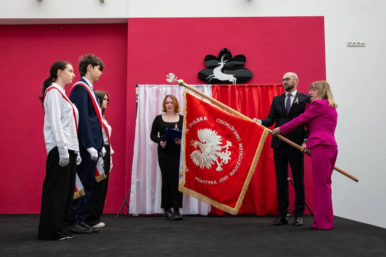 Jelenia Góra: Szkoła w Pasażu Grodzkim