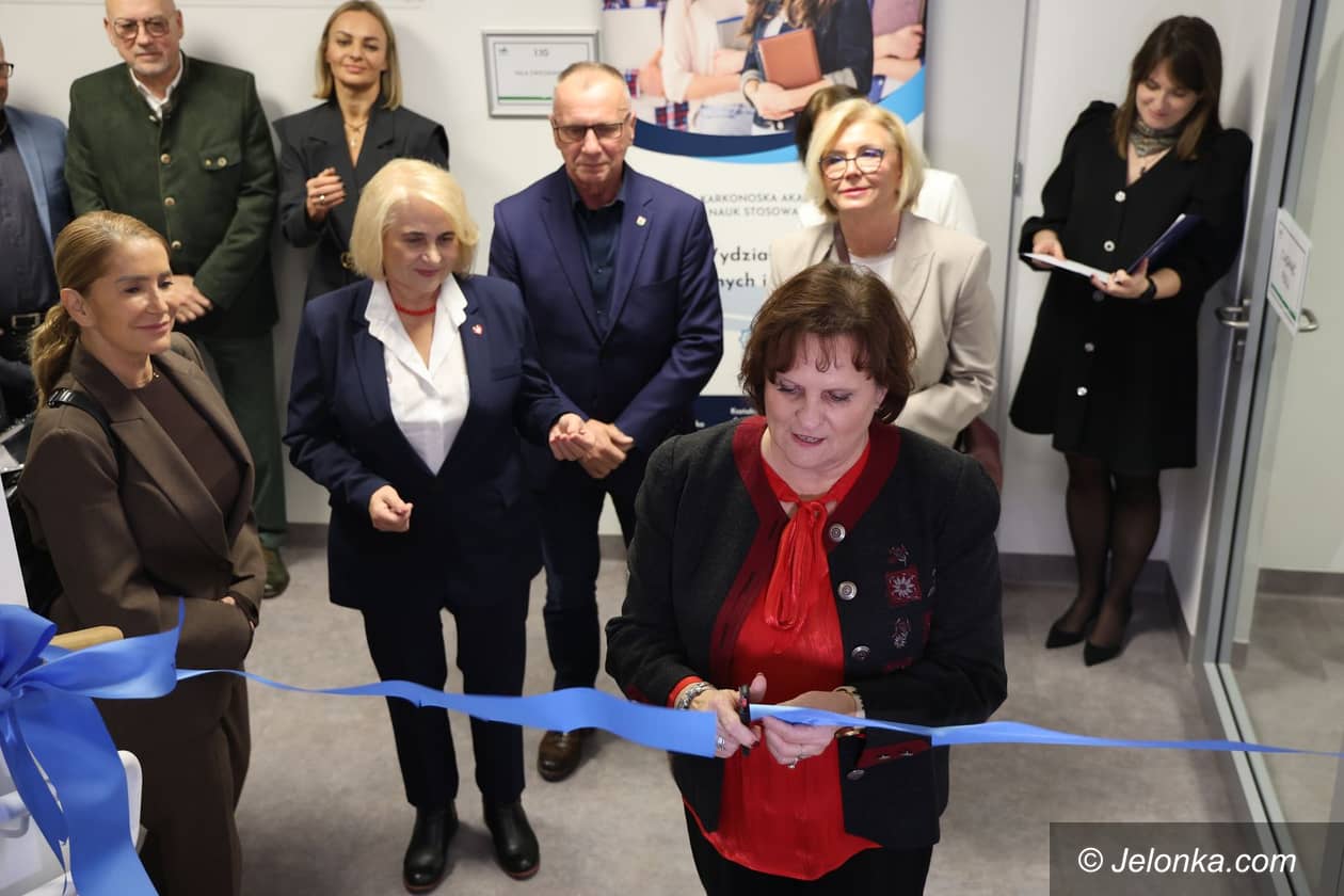 Jelenia Góra: Supernowoczesne centrum dla przyszłych fizjoterapeutów