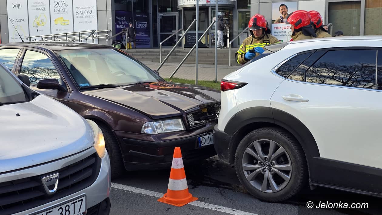 Jelenia Góra: Kolizja na Podwalu