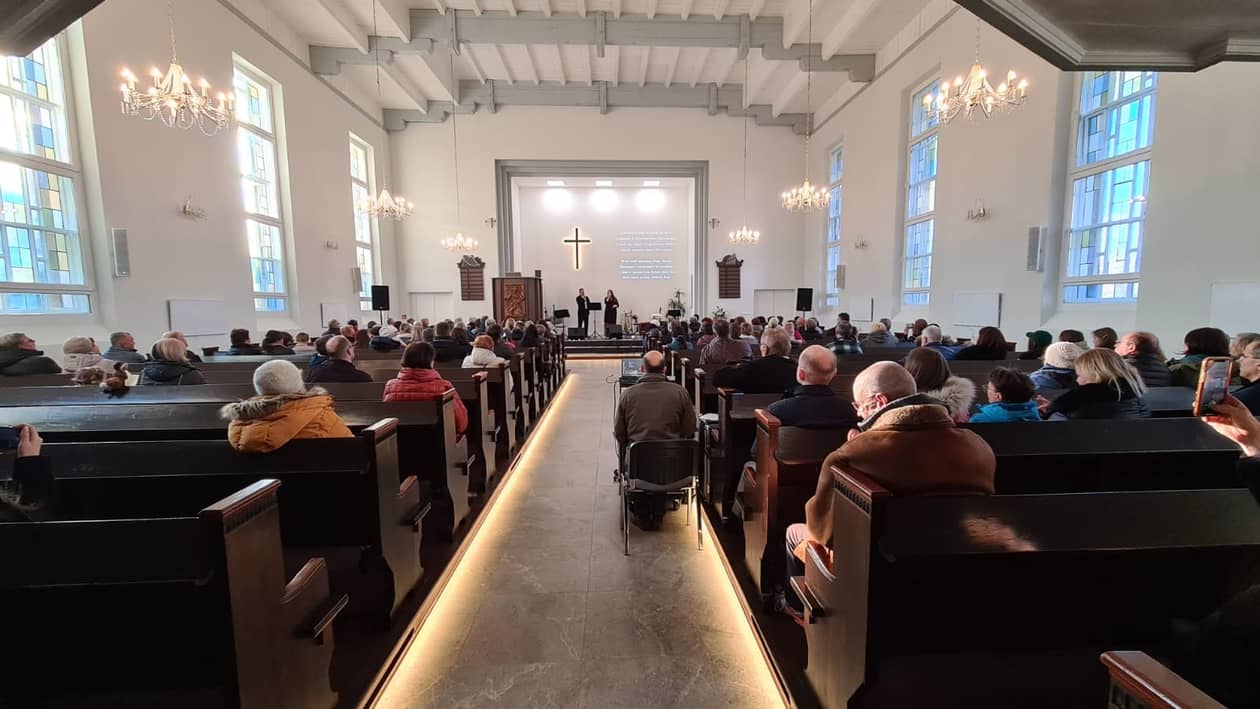 Jelenia Góra: Spacerkiem do kościoła