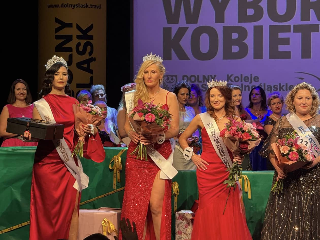 Jelenia Góra: O sprzedaży działki po BP, wizycie Adama Małysza i koronie Miss dla pięknej sołtys