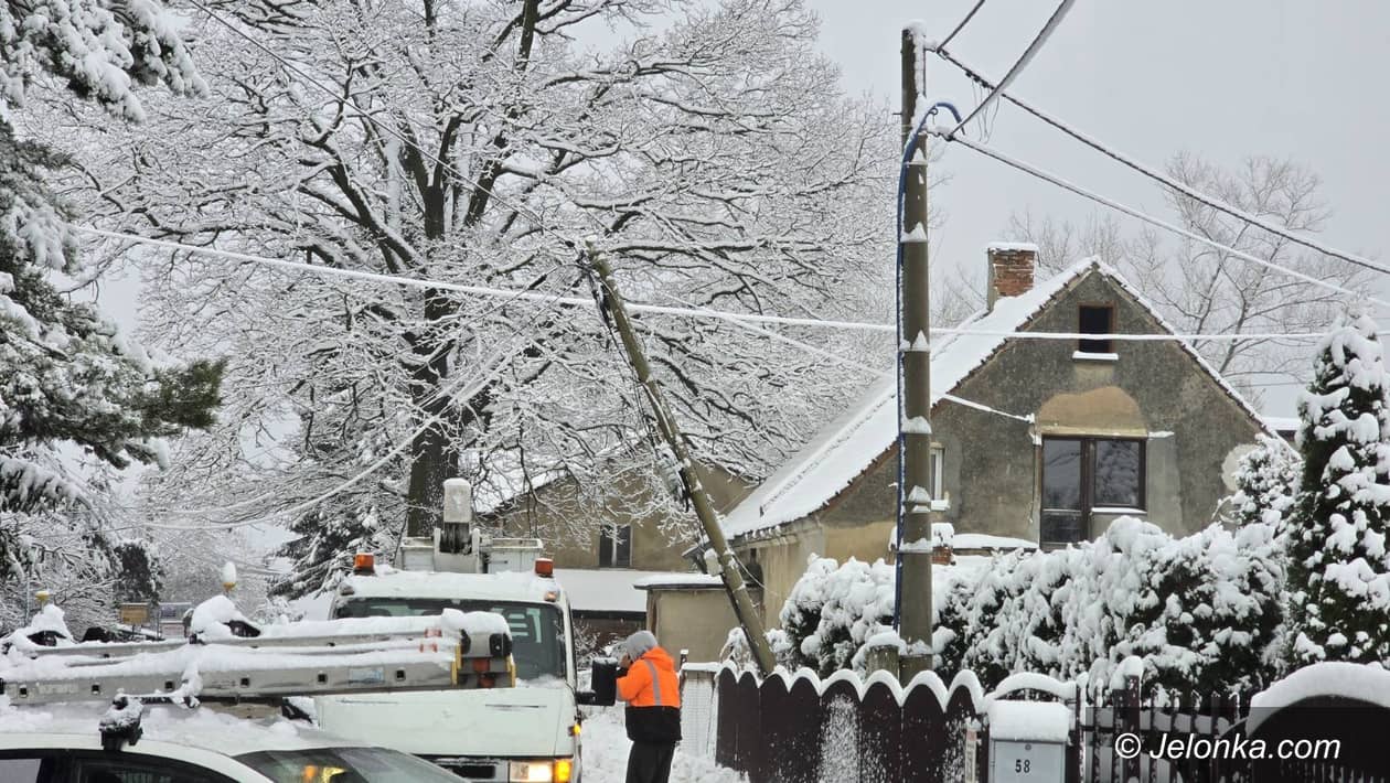Jelenia Góra: Dramatycznie ślisko na drogach