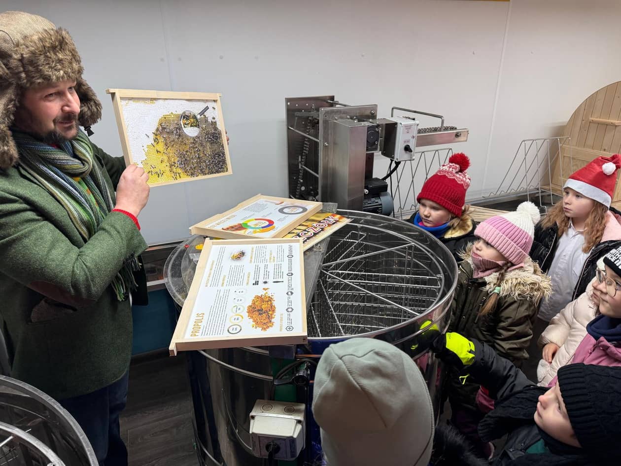 Dziwiszów: Otwarto Pasiekę Edukacyjną