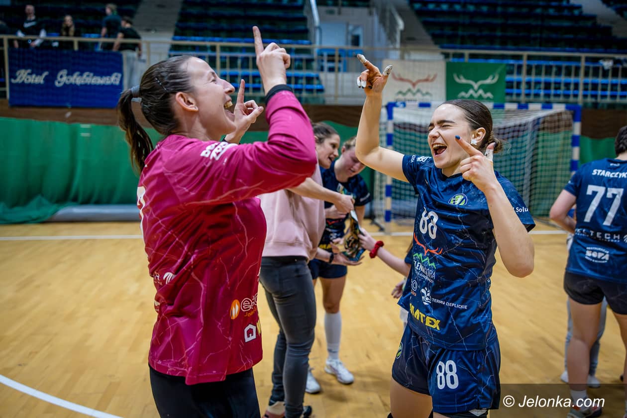 Jelenia Góra: Deklasacja z Lubinem