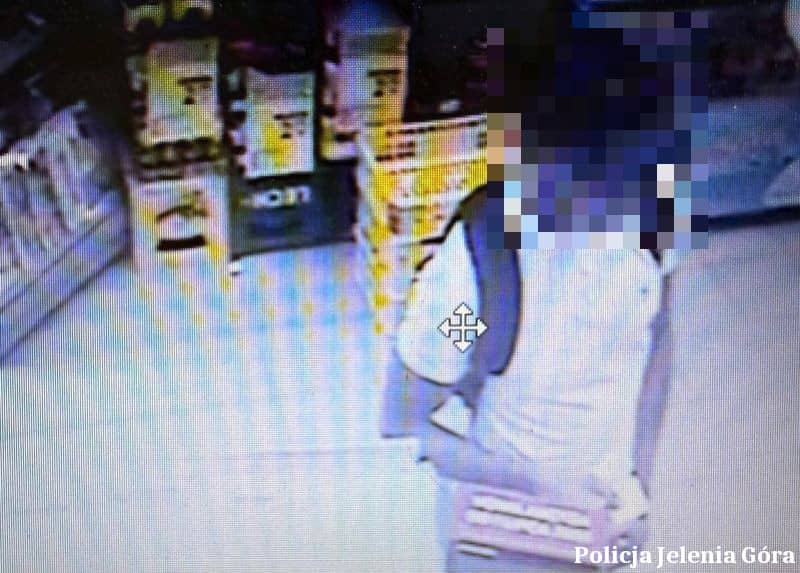 Jelenia Góra: Zatrzymany po kradzieży plecaka i serii włamań. Grozić mu może nawet do 10 lat pozbawienia wolności
