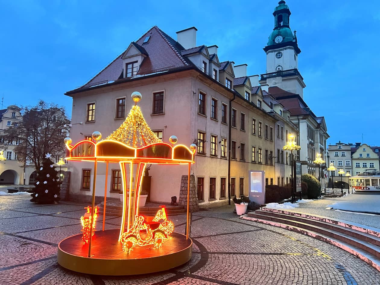 Jelenia Góra: Centrum świątecznie przystrojone
