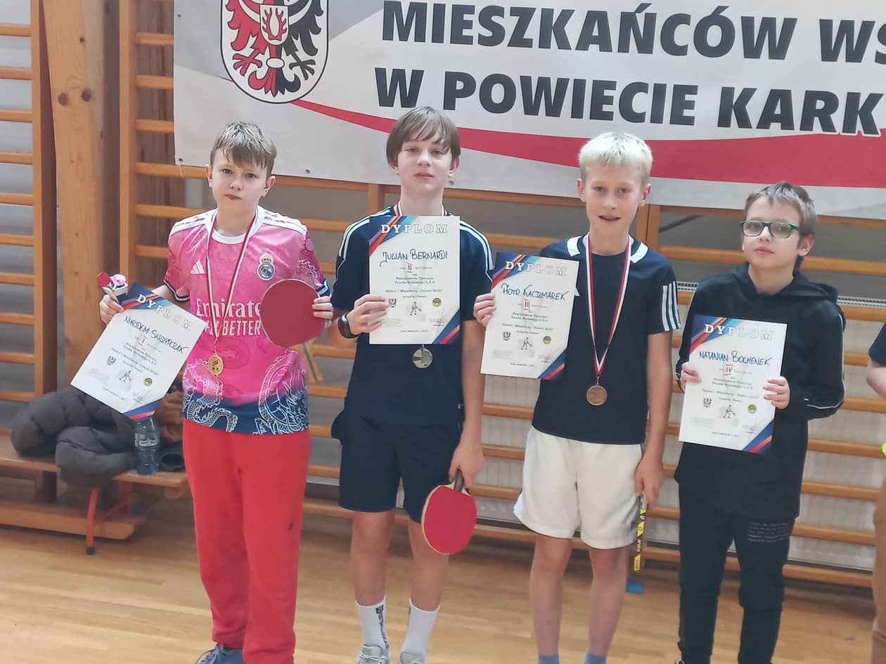 Jelenia Góra: Mistrzowie celuloidowej piłeczki