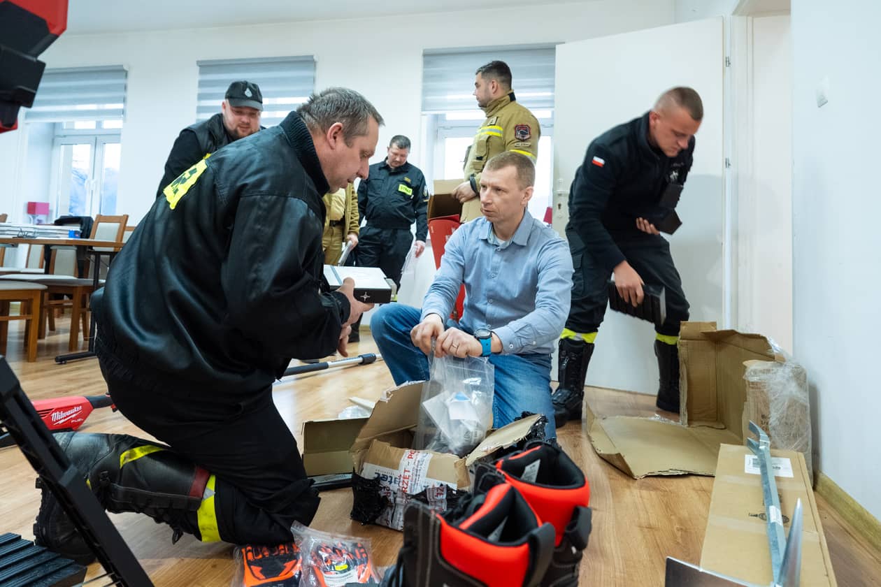 Podgórzyn: Strażacy z Podgórzyna z nowym wyposażeniem