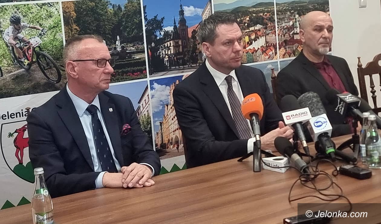 Jelenia Góra: Tragedia przy SP 10