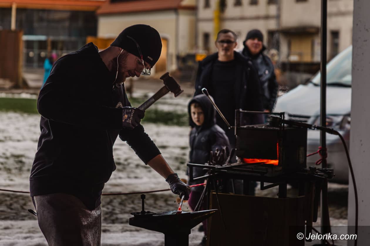 Karkonosze: Spełniają marzenia z... metalu
