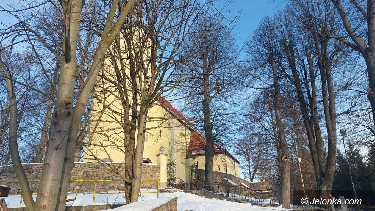 Jelenia Góra: Bezsensowny mord. Z siekierą na księdza z Maciejowej