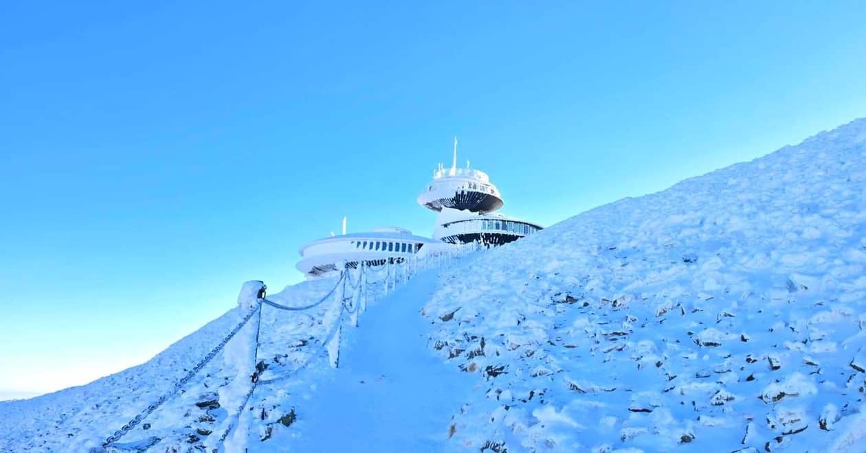 Karkonosze: Góry pod śniegiem i lodem