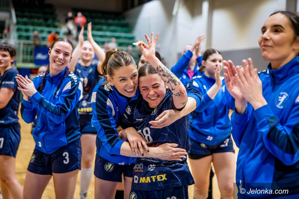 Jelenia Góra: Istne szaleństwo przy Złotniczej