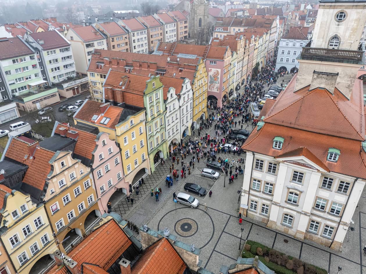 Jelenia Góra: Upamiętnią śmierć 11–letniej Danusi