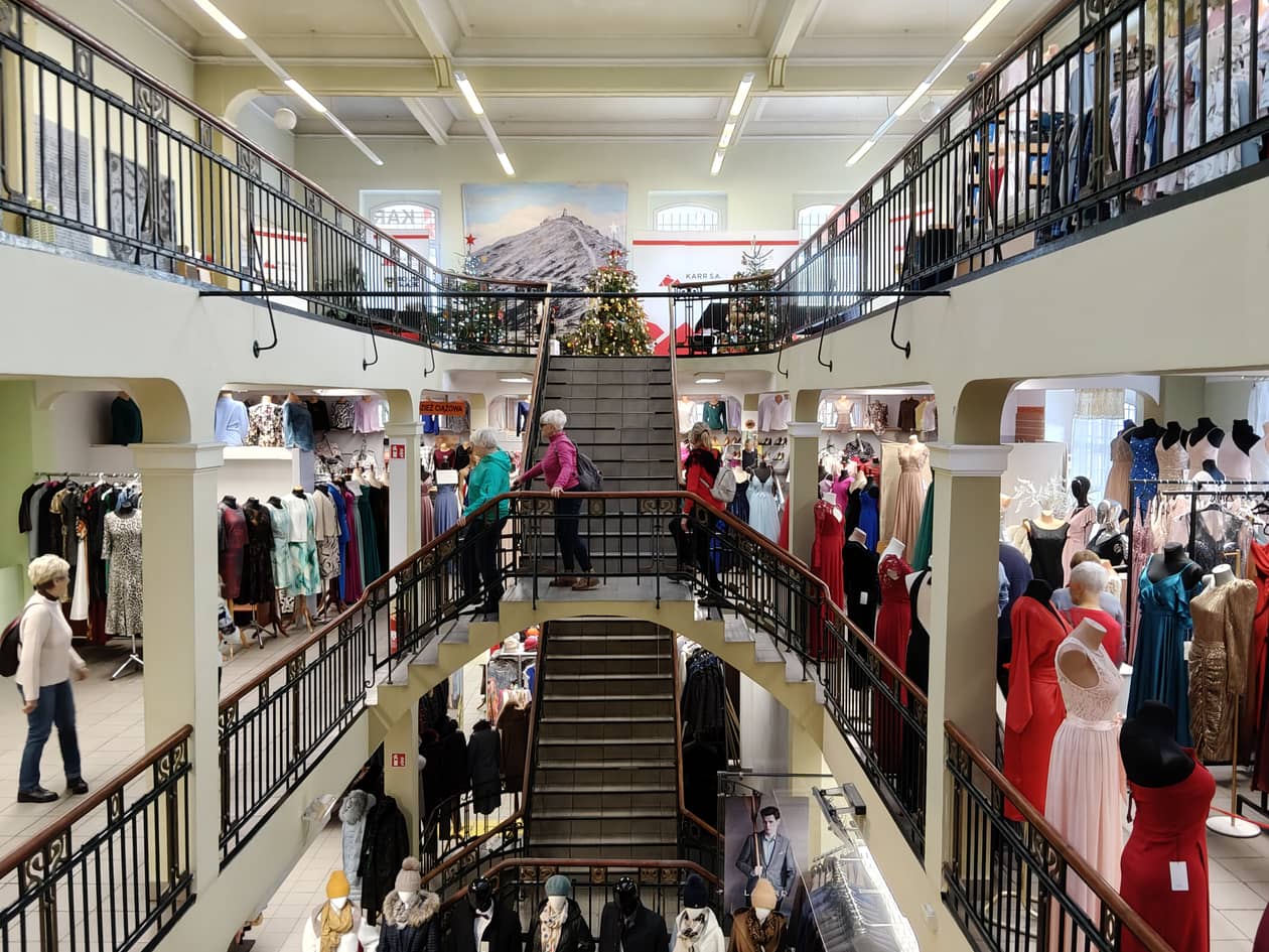 Jelenia Góra: Spacer historyczno–krajoznawczy – do siedziby KARR–u