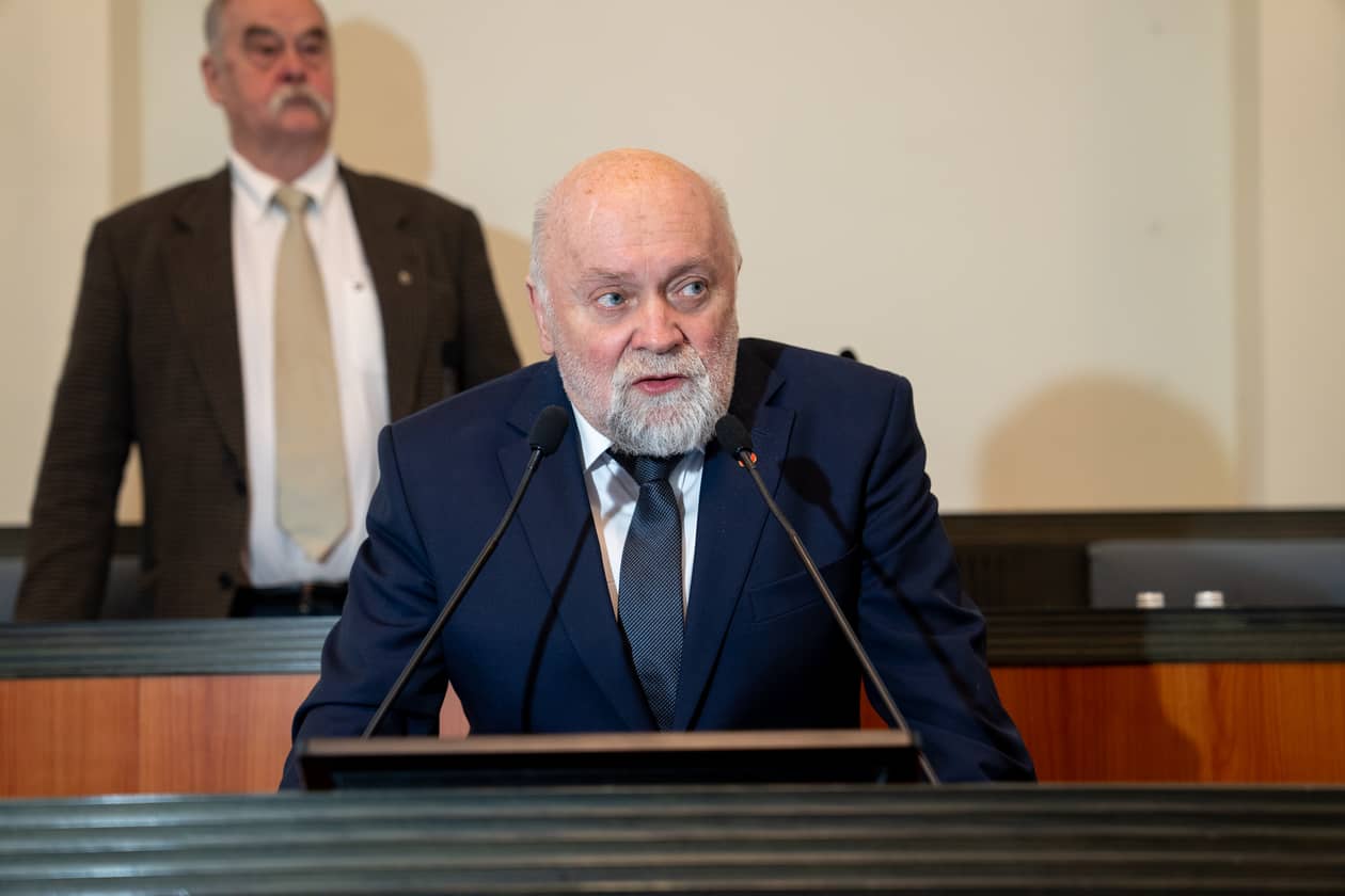 Dolny Śląsk: Jaros kontra Pokój w dolnośląskiej KO