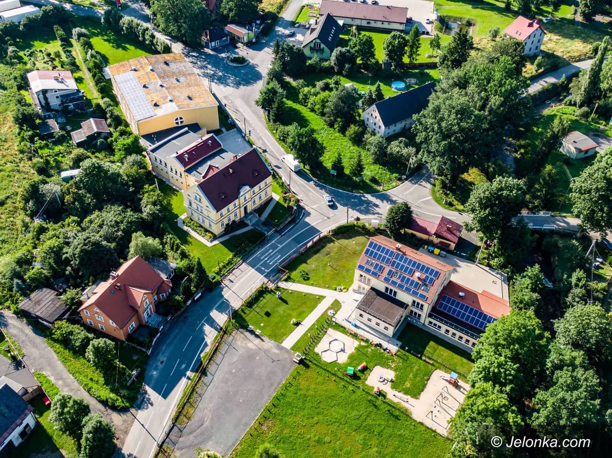 Stara Kamienica: Przystankowa rewolucja