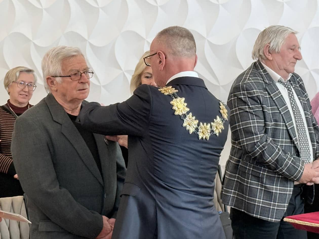 Jelenia Góra: Medale za 50 lat razem