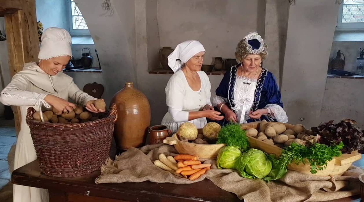 Łomnica: Kobiety Pałacu Łomnica