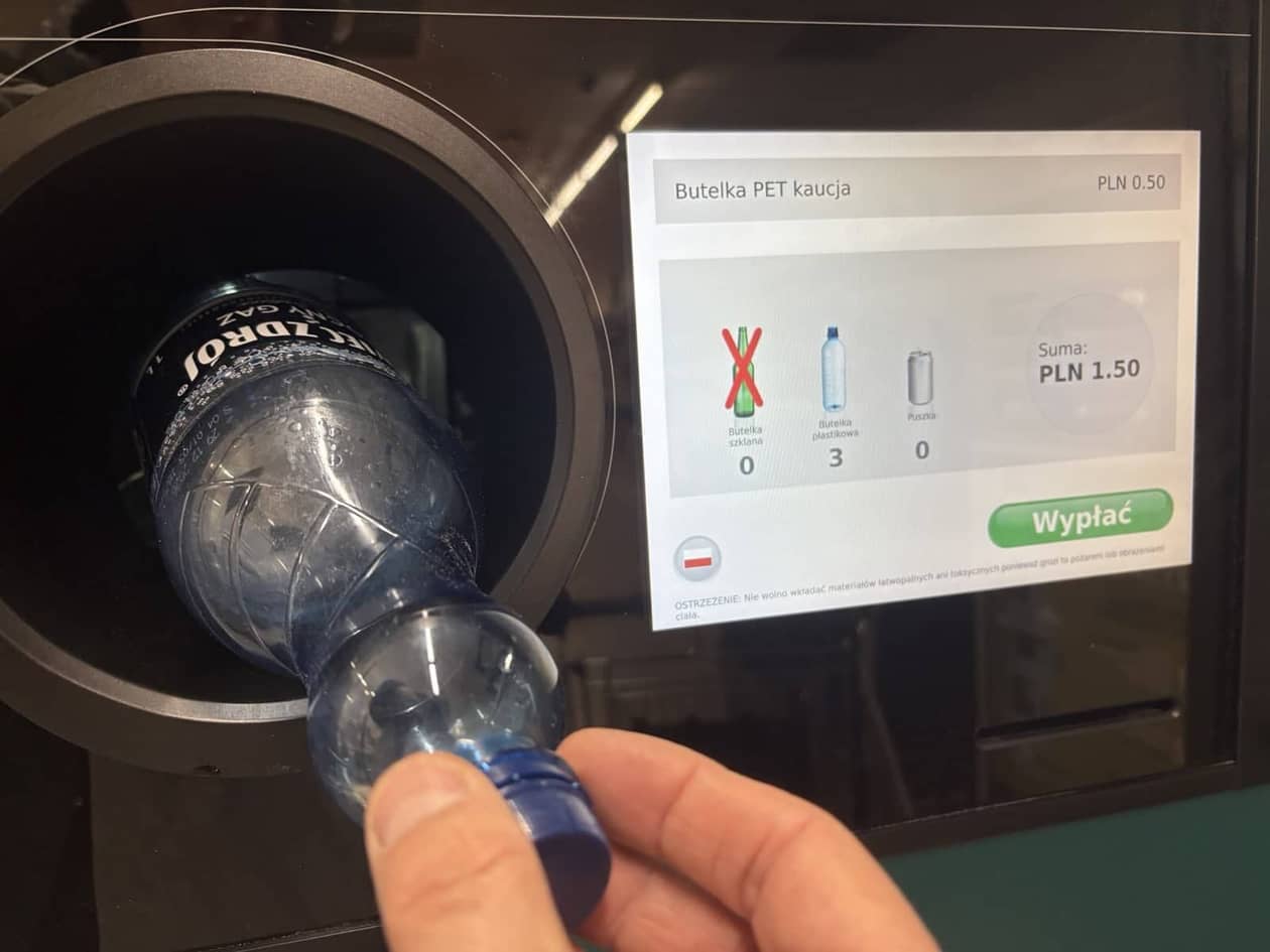 Jelenia Góra: "Magazynowanie powietrza", czyli system kaucyjny w Polsce