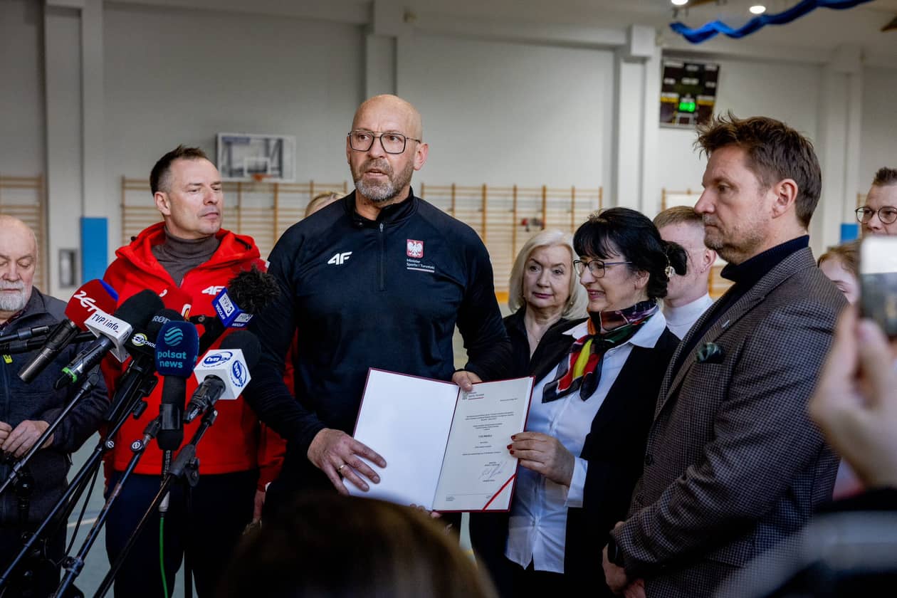 Karpacz: Spełnia się marzenie saneczkarzy o nowym torze