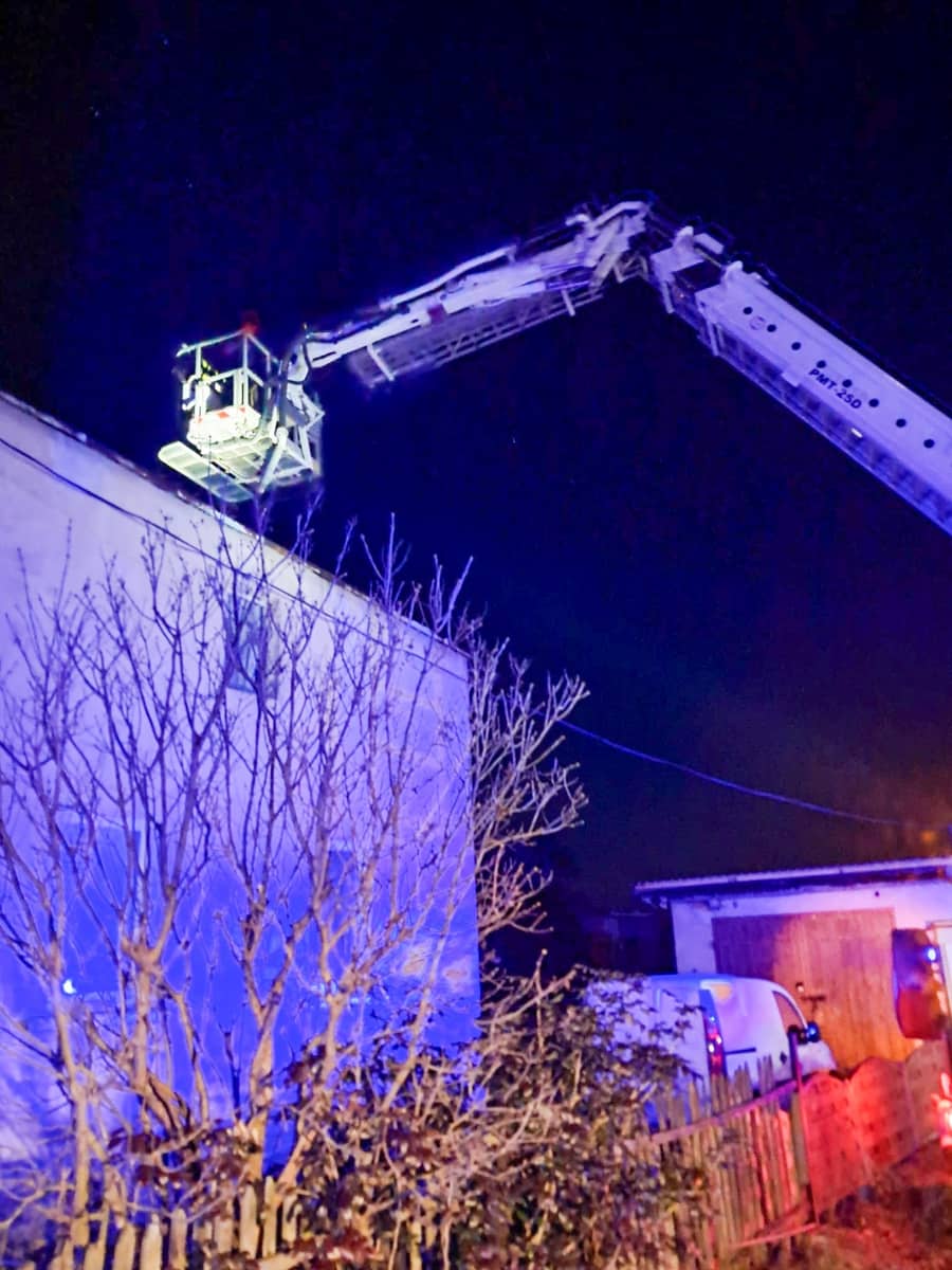 Lubawka: Schował się na dachu przed więzieniem