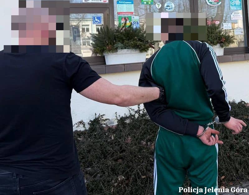 Jelenia Góra: Zatrzymany za oszustwa „na wnuczka”