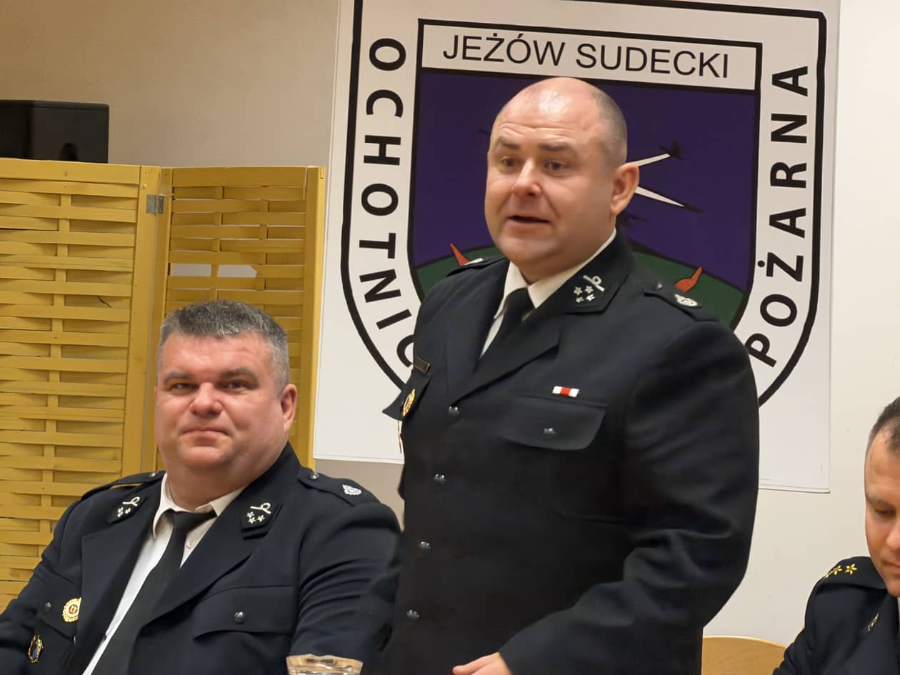 Jeżów Sudecki: Strażacy z Jeżowa Sudeckiego podsumowali ubiegły 2025 rok i wybrali nowy zarząd