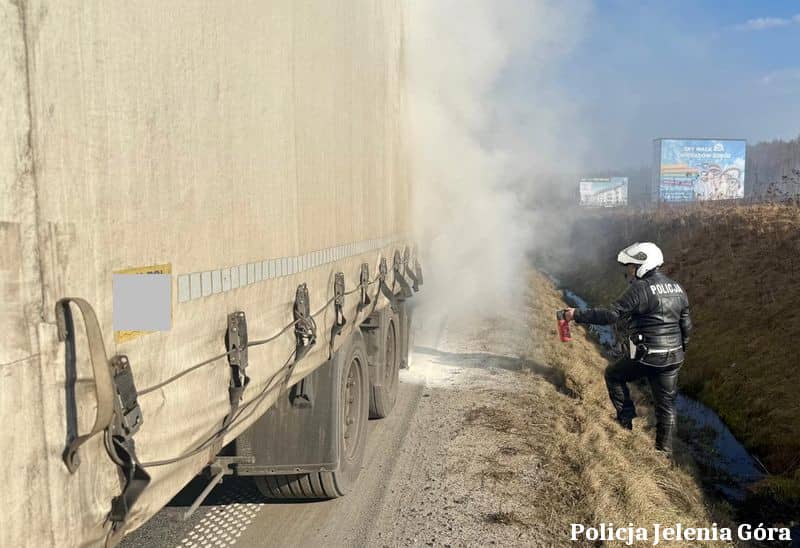 Jelenia Góra: Szybka reakcja zapobiegła pożarowi ciężarówki