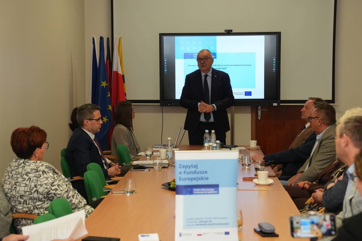 Jelenia Góra: Spotkanie z samorządowcami w KARR S.A.